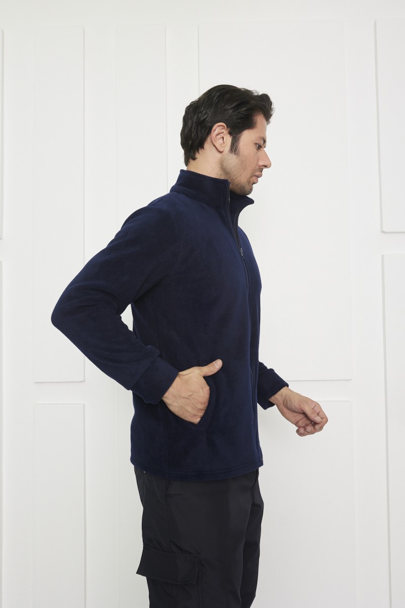 Lacivert Dik Yaka Polar – Fit Kesim, Fermuarlı, Tüylenmeyen ve Soğuk Geçirmez