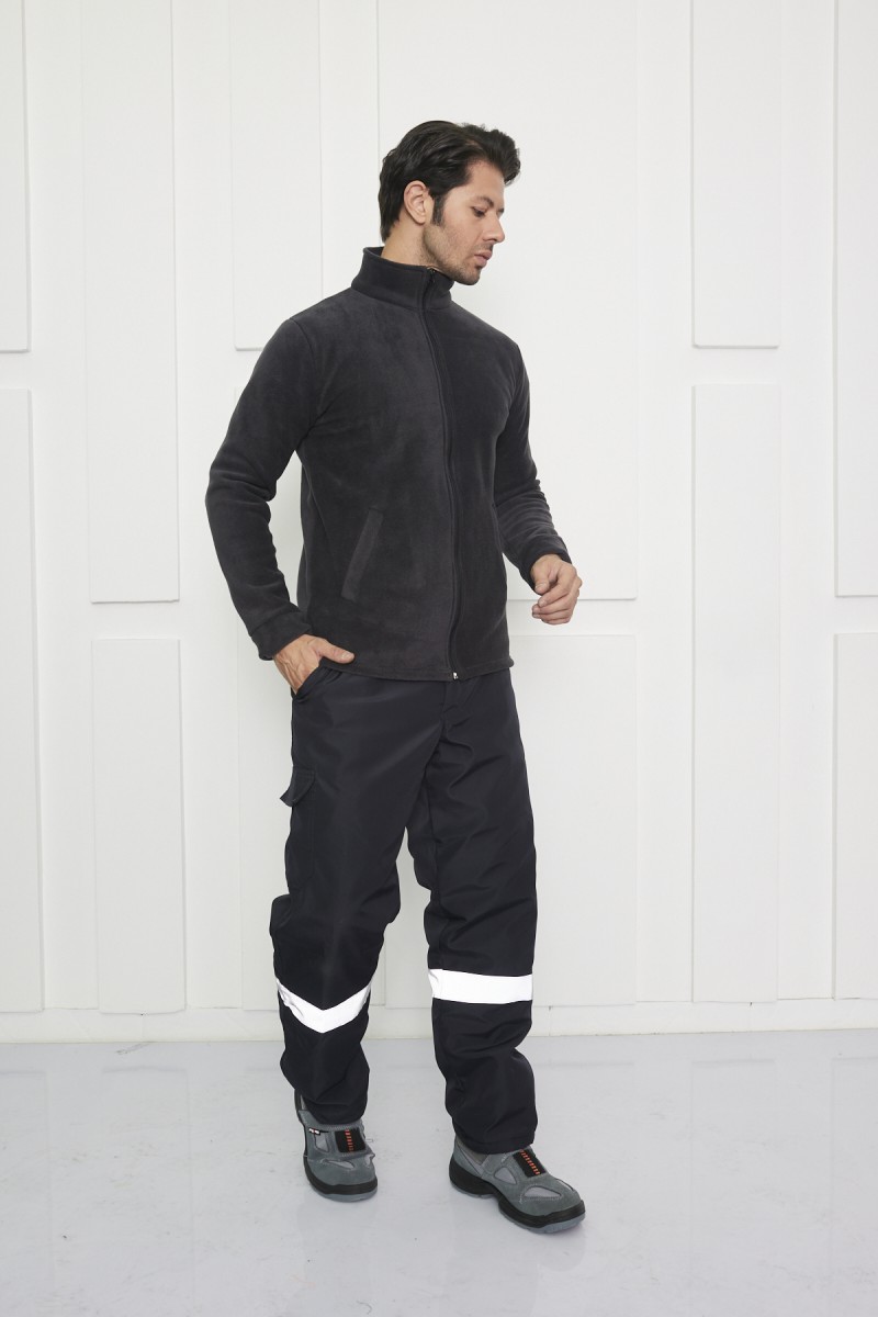 Lacivert Dik Yaka Polar – Fit Kesim, Fermuarlı, Tüylenmeyen ve Soğuk Geçirmez