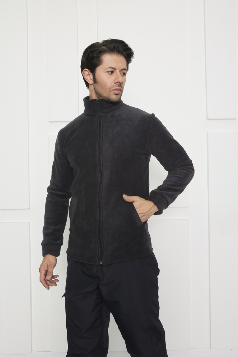 Lacivert Dik Yaka Polar – Fit Kesim, Fermuarlı, Tüylenmeyen ve Soğuk Geçirmez Lacivert Dik Yaka Polar – Fit Kesim, Fermuarlı, Tüylenmeyen ve Soğuk Geçirmez